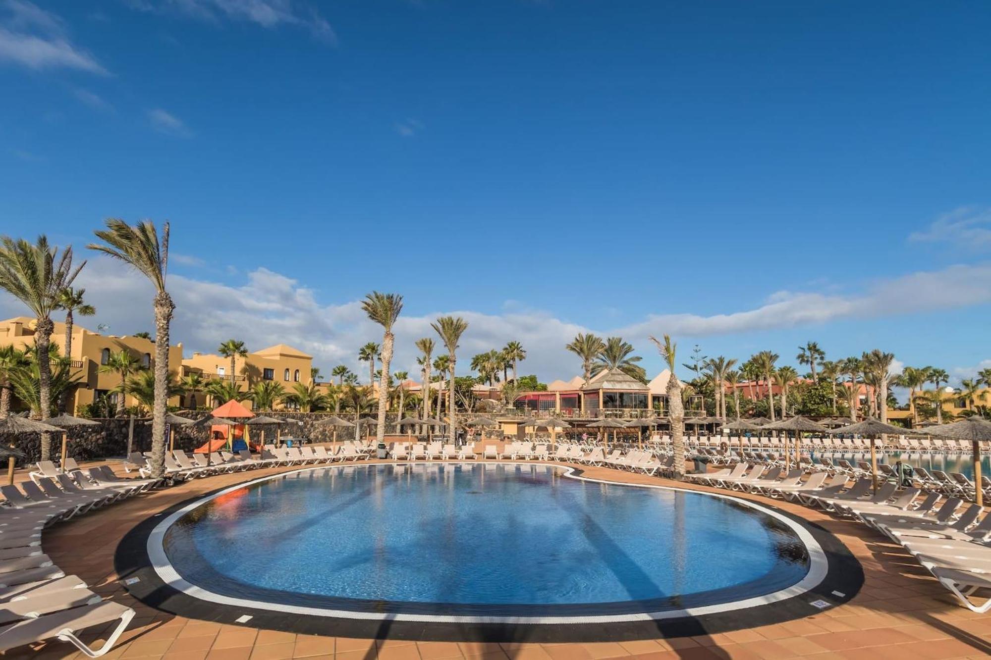 B-rent Perla De Mar Apartment *